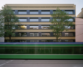 Geschäftshaus Clarastrasse