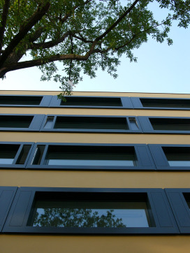 011 Fassadengestaltung und Teilumbau Geschäftshaus Clarastrasse, Basel, LOST architekten