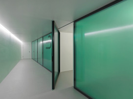 011 Fassadengestaltung und Teilumbau Geschäftshaus Clarastrasse, Basel, LOST architekten