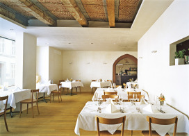 039 Umbau und Sanierung Ackermannshof, Basel, LOST architekten