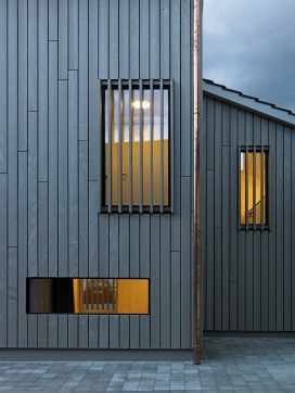 056 Komplettumbau eines Bauernhauses zu Kita und Wohnhaus in Therwil, LOST architekten